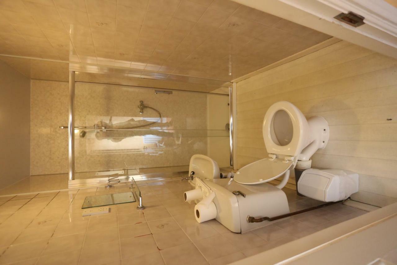 باليكاسل Castle Hostel المظهر الخارجي الصورة