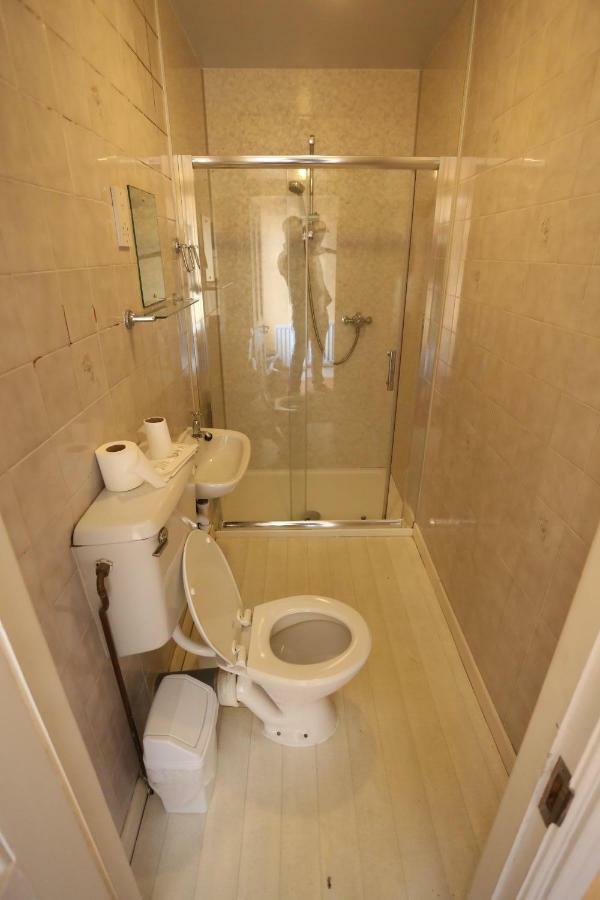 باليكاسل Castle Hostel المظهر الخارجي الصورة